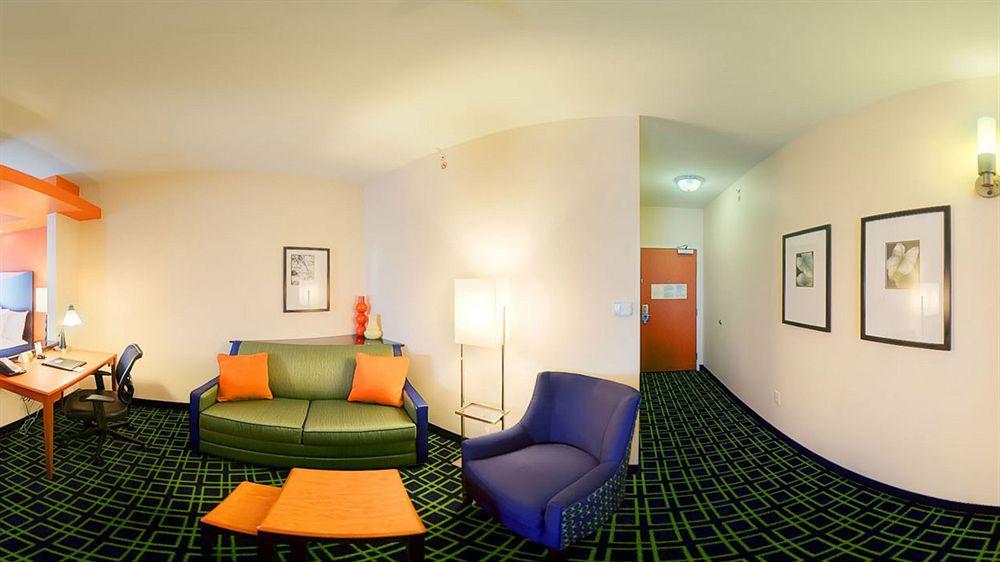 Fairfield Inn And Suites By Marriott El Paso Exterior photo